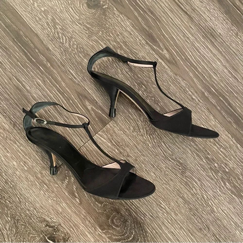 Vera Wang heels